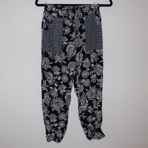 American Eagle pants